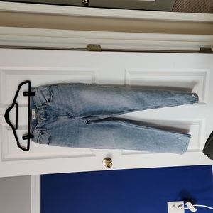 NEVER BEEN WORN Abercrombie 90's straight Ultra High Rise-Curve Love Jeans